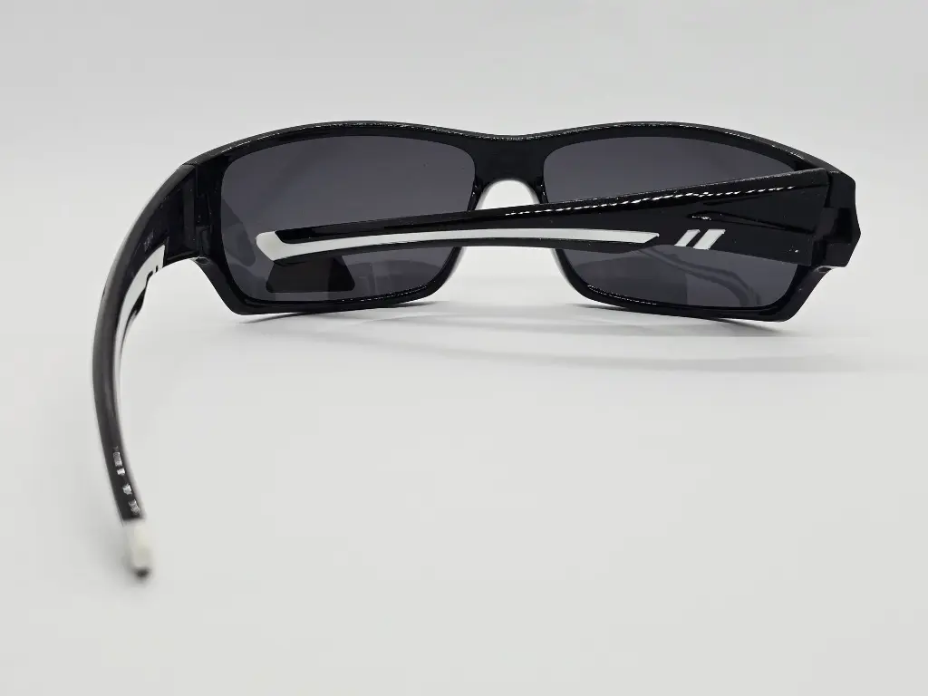 ASPD50000 NEGRO-BRI BLANCA PASTA NEGRO LATERTAL ZL9814.webp